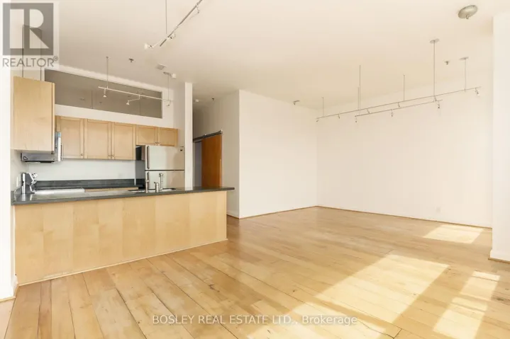 1212 - 700 KING STREET W, Toronto (Niagara), Ontario M5V2Y6