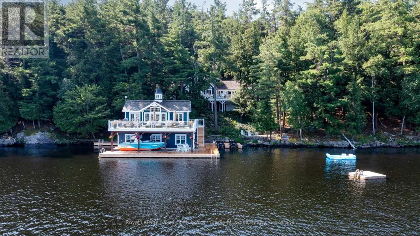 M81 PINE ISLAND #1 ISLAND, Muskoka Lakes (Monck (Muskoka Lakes)), Ontario P1L1W8