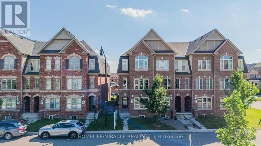 11 FINEGAN CIRCLE, Brampton (Northwest Brampton), Ontario L7A4Z7