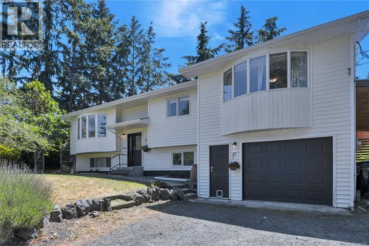 7487 Forest Turn Way, Lantzville, British Columbia V0R2H0