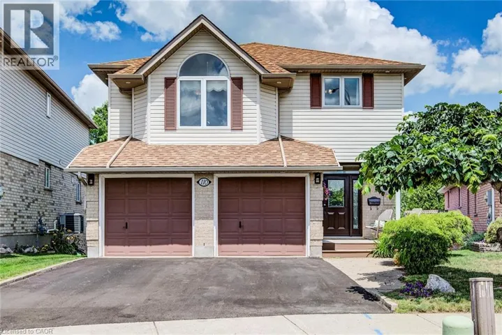 110 GLENCLIFFE Court, Kitchener, Ontario N2B3X1