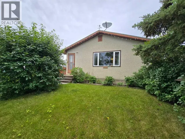 4610 52 Avenue, Grimshaw, Alberta T0H1W0