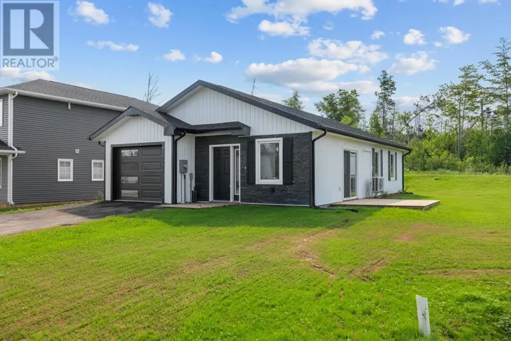 2 BALDERSTON Court, Stratford, Prince Edward Island C1B4H1
