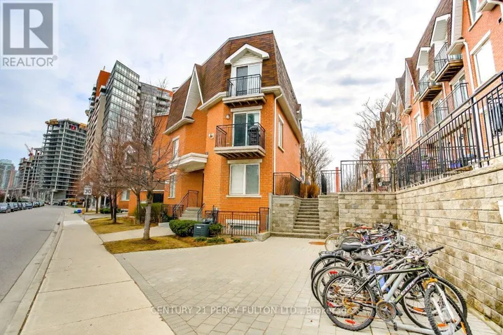 112 - 20 MACHELLS AVENUE N, Toronto (South Parkdale), Ontario M6K3H8