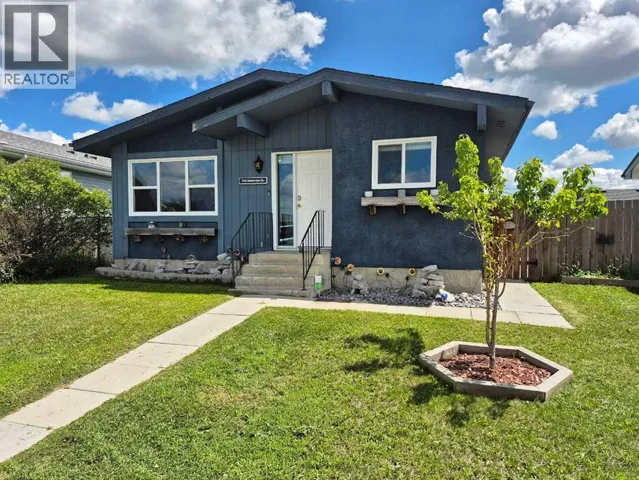 716 Bankview Drive, Drumheller, Alberta T0J0Y5