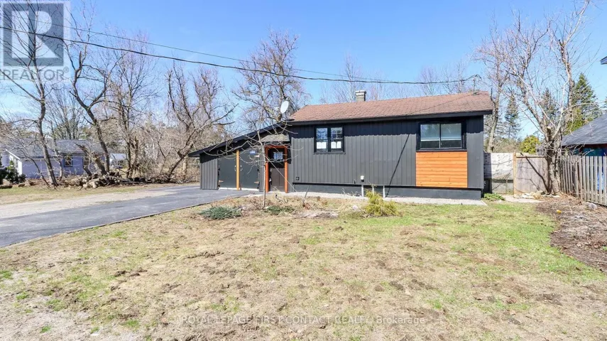 150 FARQUHAR STREET, Gravenhurst (Muskoka (S)), Ontario P1P1C0