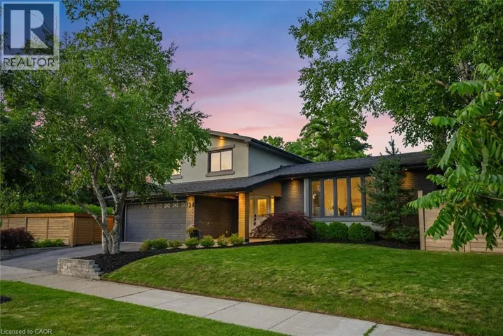 134 FAIRWOOD Place W, Burlington, Ontario L7T4B6