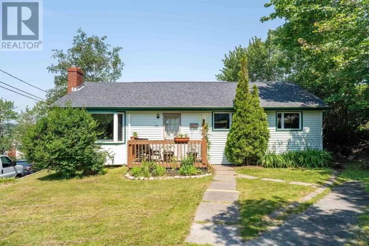 13 Fernhill Drive, Dartmouth, Nova Scotia B3A4K1