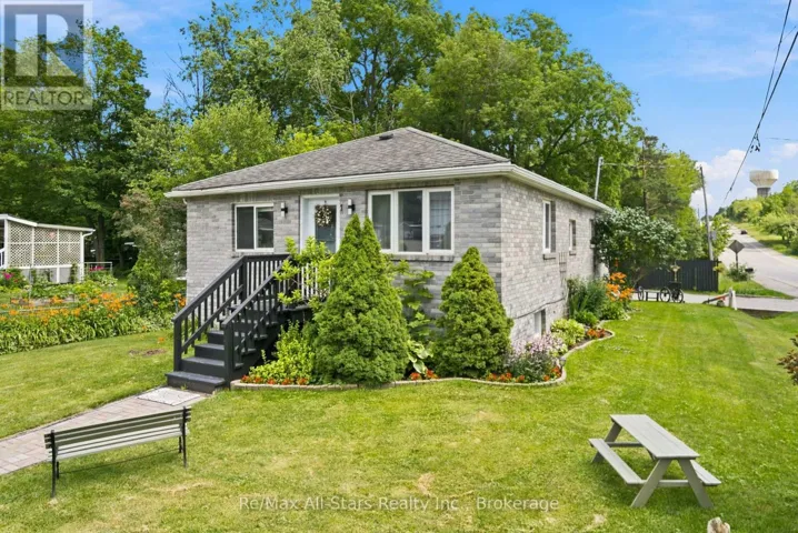 1 MAPLE GROVE STREET, Whitchurch-Stouffville, Ontario L4A7X3