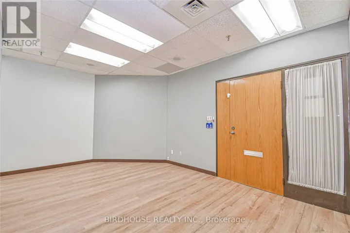 217 - 189 KENT STREET W, Kawartha Lakes (Lindsay), Ontario K9V5Z6