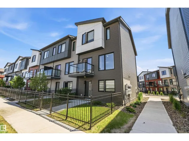 #26 11910 35 AV SW, Edmonton, Alberta T6W4Z8
