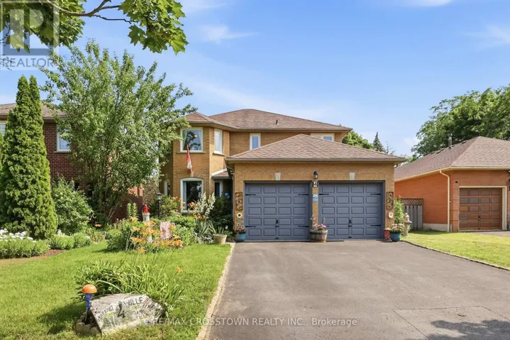4 MARTINET STREET, Whitby (Pringle Creek), Ontario L1N8K8
