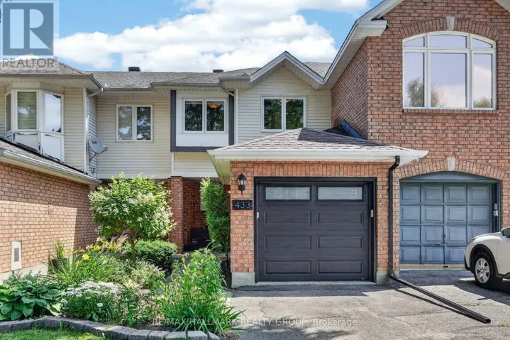 433 LAWLER CRESCENT, Ottawa, Ontario K4A3Y3