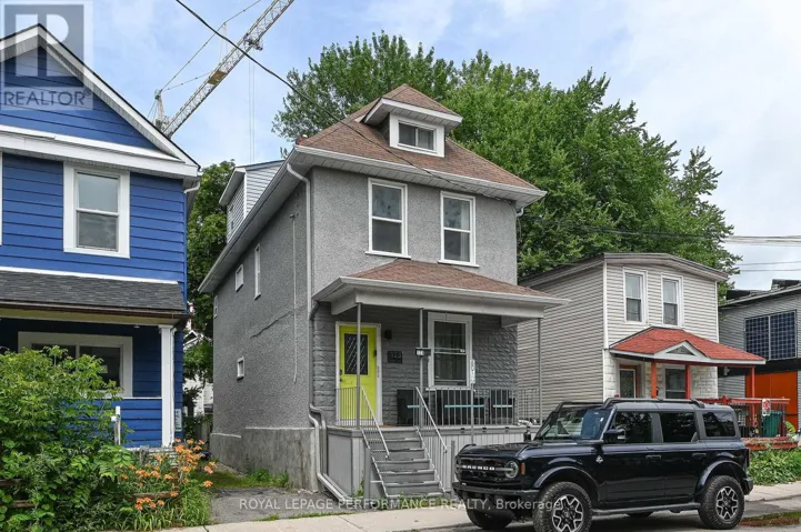 2 - 123 PAMILLA STREET W, Ottawa, Ontario K1S3K9