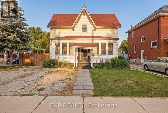 136 FALSTAFF STREET, Stratford, Ontario N5A3T5