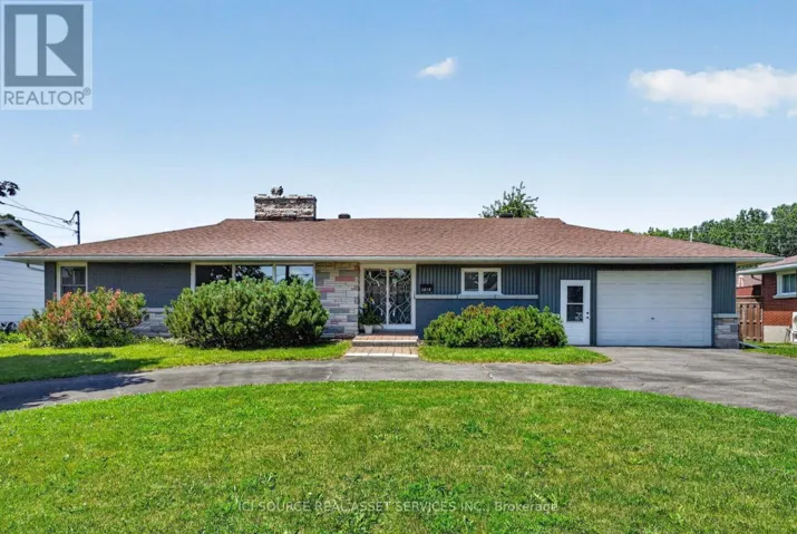 1215 PRINCESS STREET, Cornwall, Ontario K6J1S2