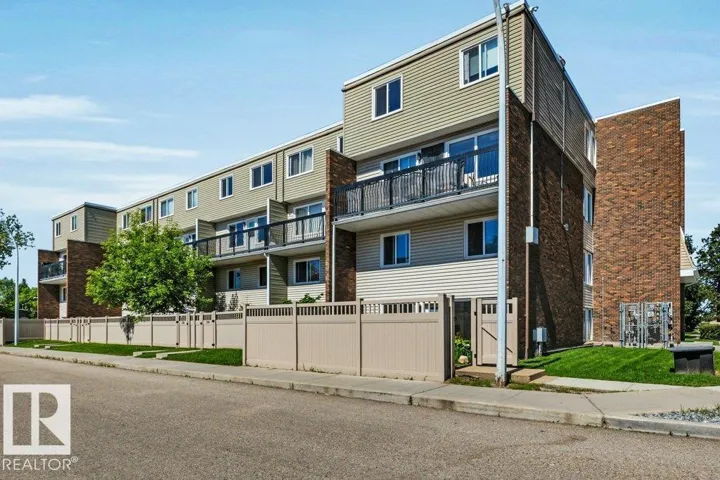 #102 7805 159 ST NW, Edmonton, Alberta T5R2E1