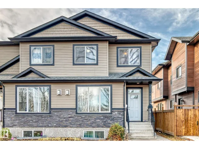 #2 12042 101 ST NW, Edmonton, Alberta T5G2C1