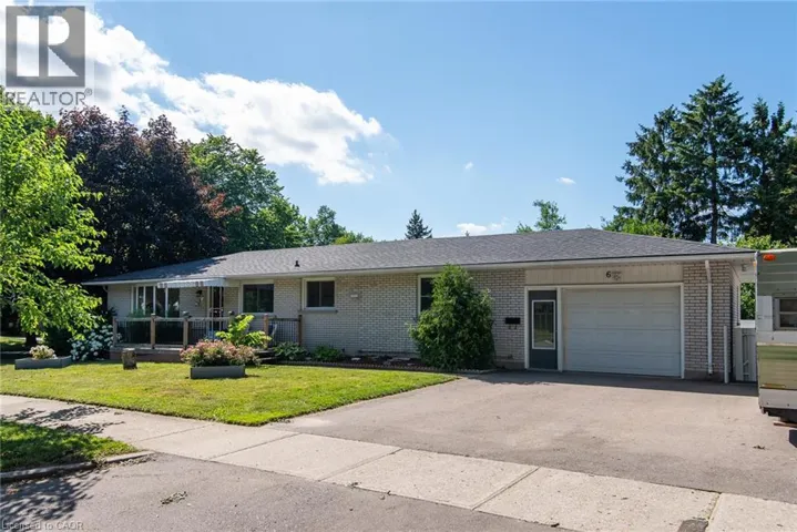 6 STRATHCONA Crescent, Kitchener, Ontario N2B2W6