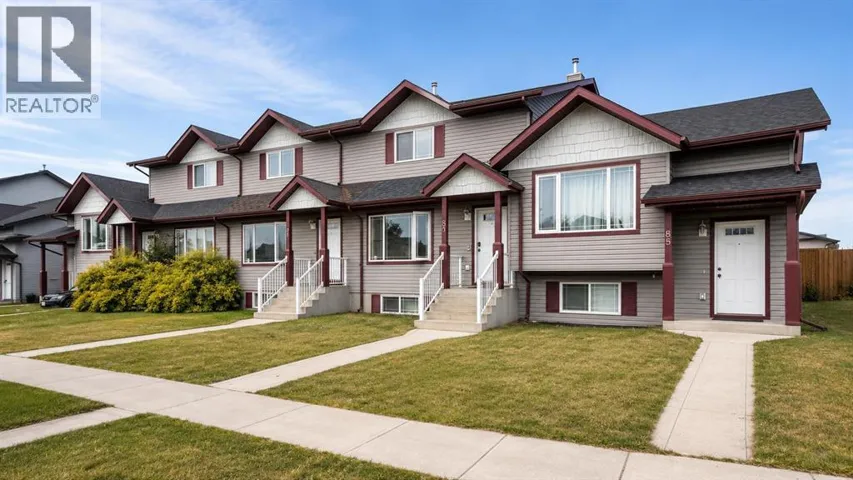 83 Lakeway Boulevard, Sylvan Lake, Alberta T4S2P4