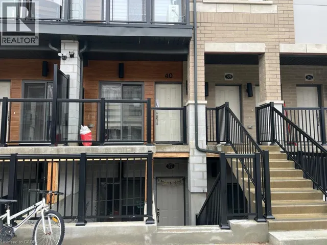 25 ISHERWOOD Avenue Unit# C40, Cambridge, Ontario N1R0E2