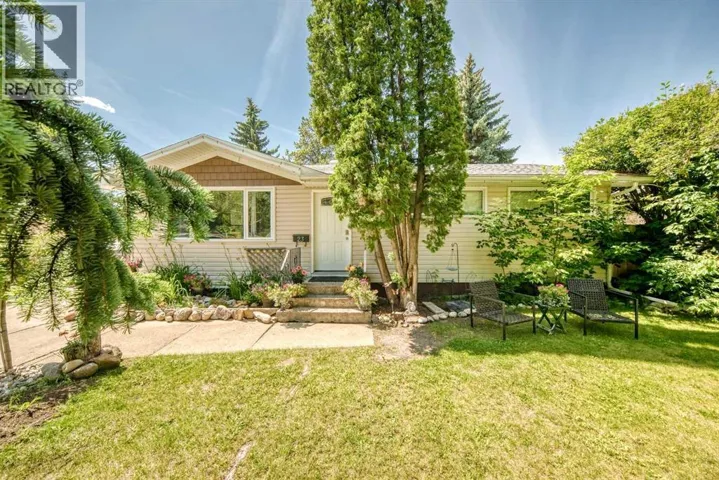 23 Spruce Crescent, St. Albert, Alberta T8N0H4