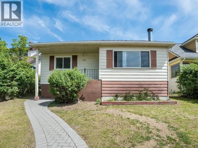 720 Third Street, Nelson, British Columbia V1L2R2