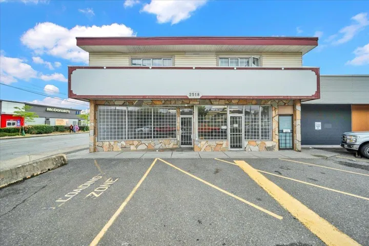 2518 CLEARBROOK ROAD, Abbotsford, British Columbia V2T2Y2