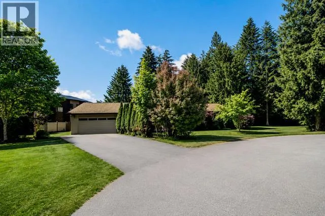 1402 Amhurst Road, Sicamous, British Columbia V0E2V0