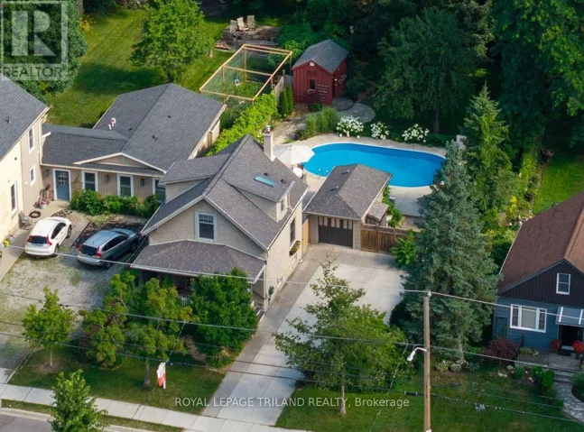 52 EMERY STREET E, London South (South F), Ontario N6C2C8