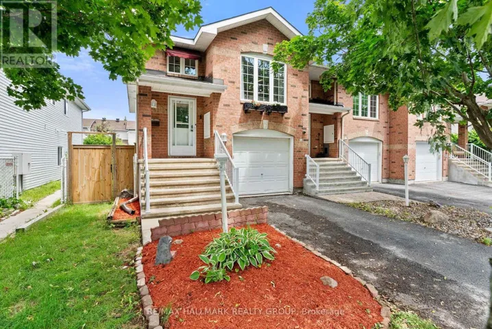 70 WHALINGS CIRCLE, Ottawa, Ontario K2S1S4