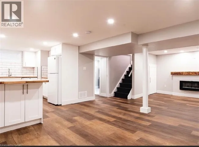 393 EAST 16TH Street Unit# Bsmt, Hamilton, Ontario L9A4K4