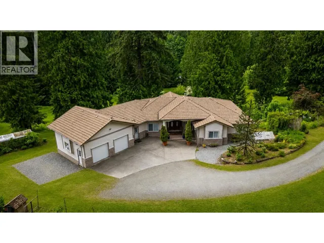 26350 TRETHEWEY CRESCENT, Maple Ridge, British Columbia V2W1A5