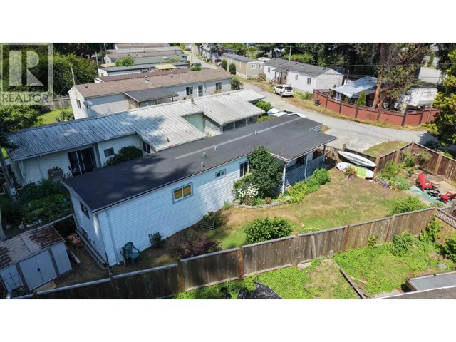 1 4514 SUNSHINE COAST HIGHWAY, Sechelt, British Columbia V7Z0G9