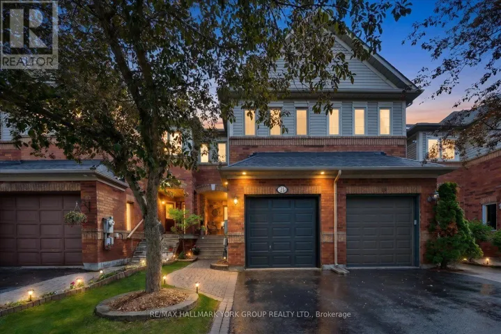 21 SNEDDEN AVENUE, Aurora (Bayview Wellington), Ontario L4G7J6