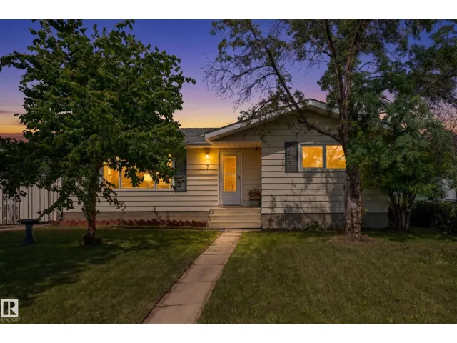7 CAMELOT CR, Leduc, Alberta T9E4L4