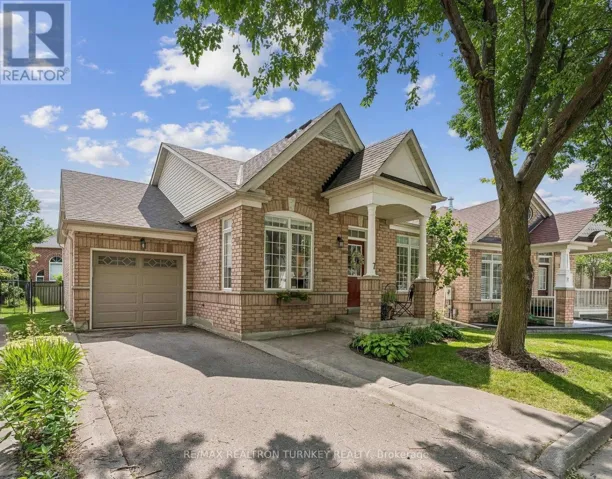 7 THOMAS BALES DRIVE, Markham (Berczy), Ontario L6C2W7