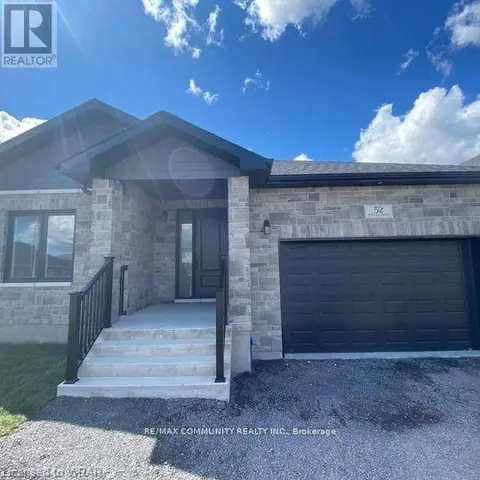 52 POTTER DRIVE, Loyalist (Odessa), Ontario K0H2H0