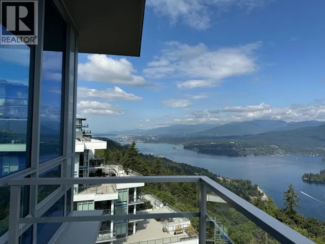1702 9060 UNIVERSITY CRESCENT, Burnaby, British Columbia V5A0E1