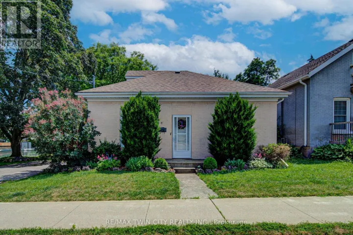 41 DUMFRIES STREET, Cambridge, Ontario N1S1Y6