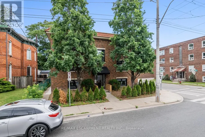 6 - 127 VICTORIA AVENUE S, Hamilton (Stinson), Ontario L8N2S9