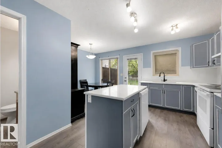 #28 290 SPRUCE RIDGE RD, Spruce Grove, Alberta T7X0C4