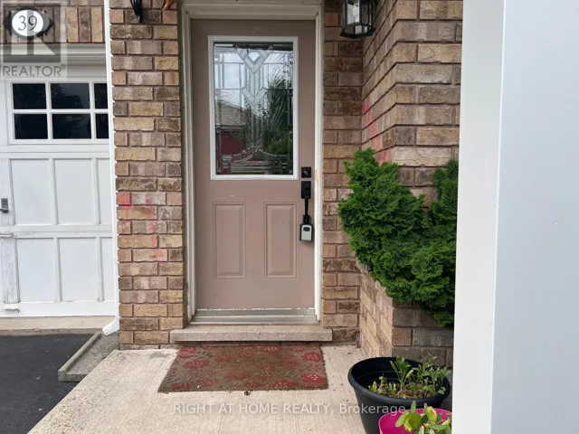 39 GOLDEN IRIS CRESCENT, Hamilton (Waterdown), Ontario L8B0R6
