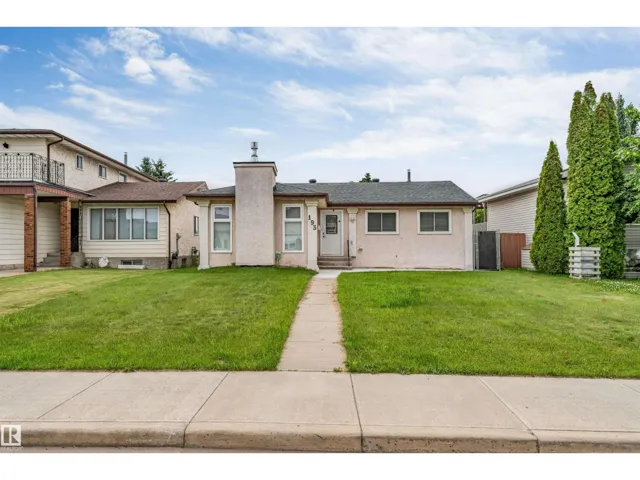 193 WOODVALE RD W NW, Edmonton, Alberta T6L1E7
