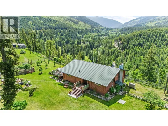 2673 Agate Bay Road, Barriere, British Columbia V0E2E0