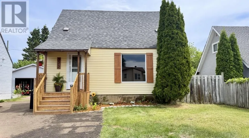 372 GRENVILLE AVE, THUNDER BAY, Ontario P7A2B8