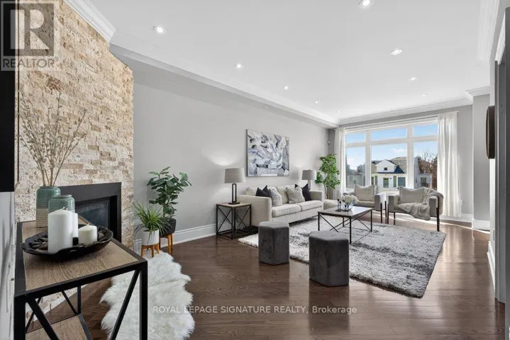 UPPER - 61B BEXHILL AVENUE, Toronto (Clairlea-Birchmount), Ontario M1L3B7