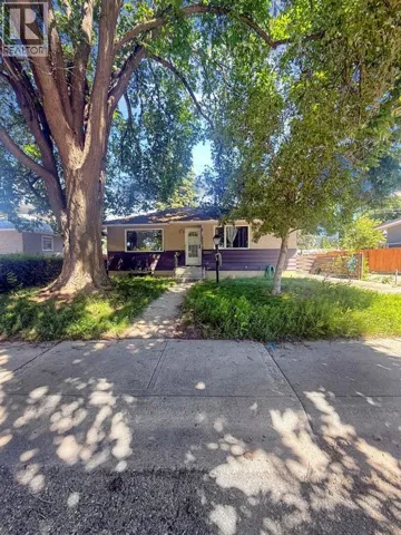 2411 5 Avenue N, Lethbridge, Alberta T1H0N8