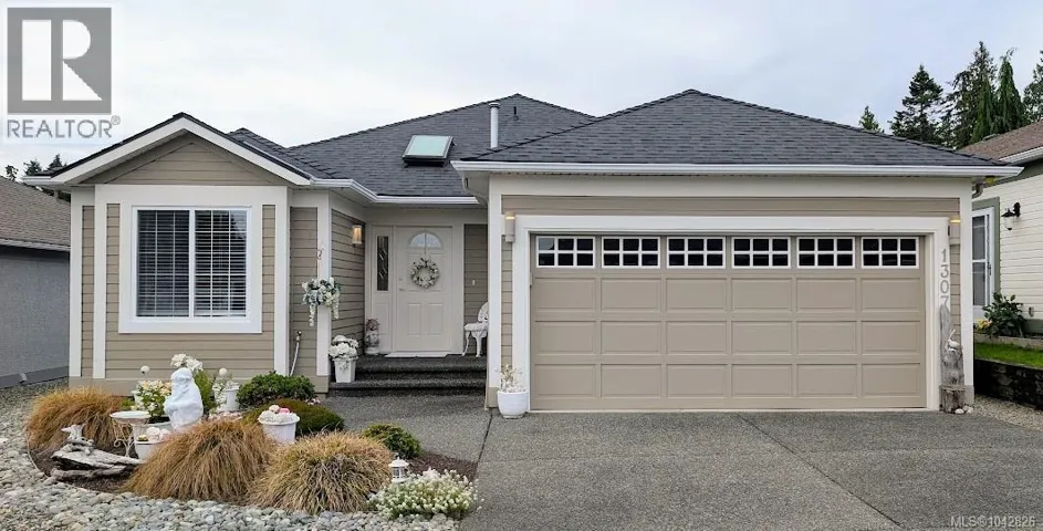 1307 Oceanside Dr, Qualicum Beach, British Columbia V9K2K4