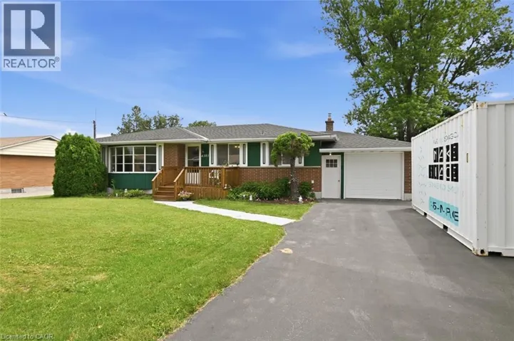 4381 JACKSON Street, Beamsville, Ontario L3J0N9